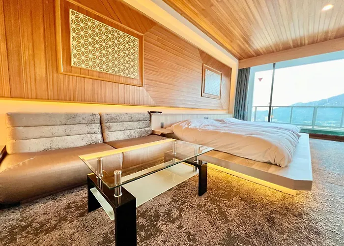 Hotel In The Woods ,Love Hotel