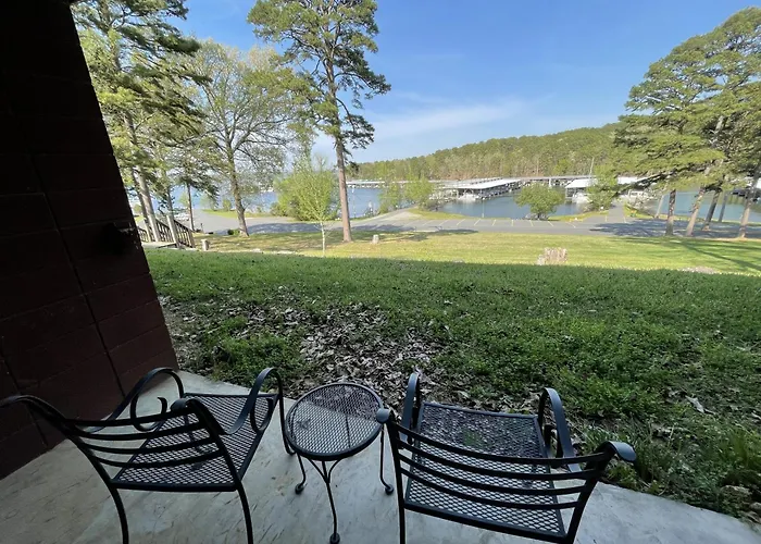 Gr11 - Mountain Harbor King Guest Room On Lake Ouachita