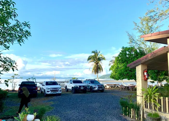 Marina Resort At Pakbara Satun