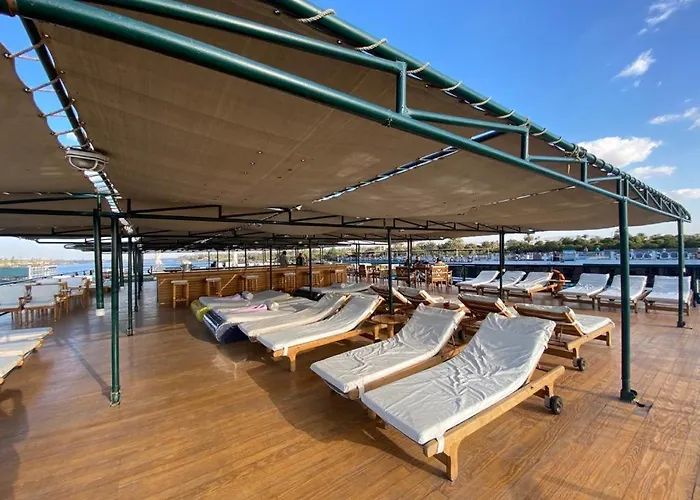 Royal Cruise Aswan To Luxor 3 Night And Visit The Nubian Village