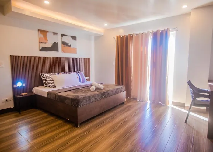 Hotel Naer