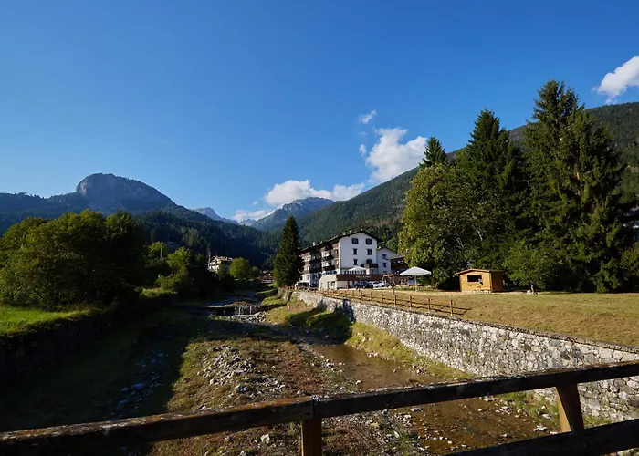 Villa Alpina Hotel