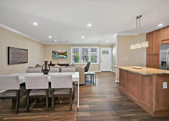 Entertaining 5 Bedrooms Luxury Dc Vibe