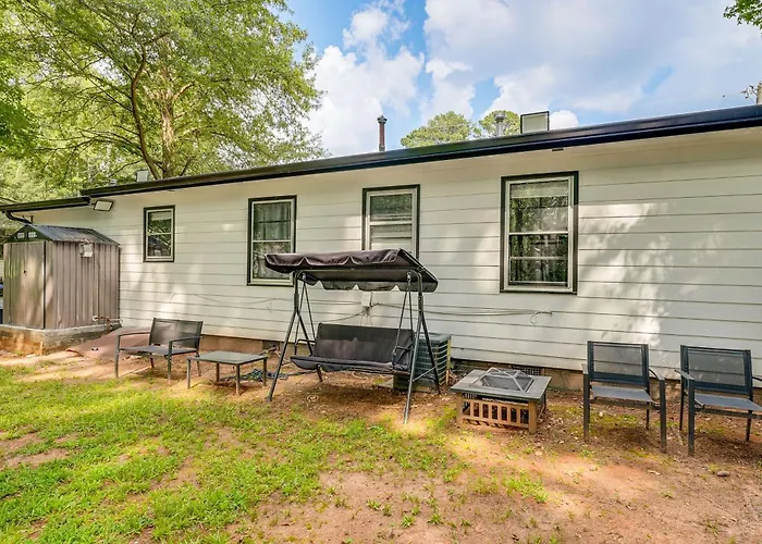 5 Mi To Town: Pet-Friendly Retreat In Marietta!