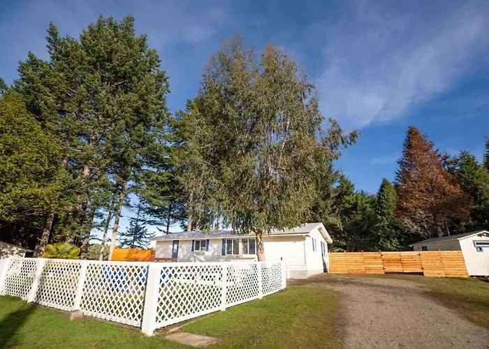 Crown Point Hideaway