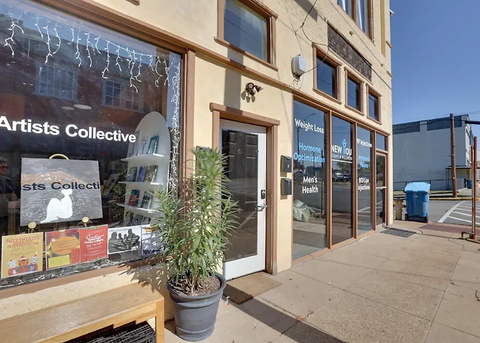 Shop, Dine & Unwind At Historic Dtwn Marshall Apt