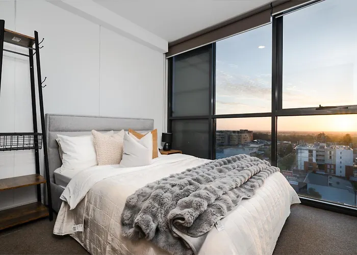 Comfort City View Apartment Central Adelaide