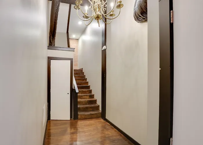 Convenient Couple'S Retreat In Dtwn Marshall!