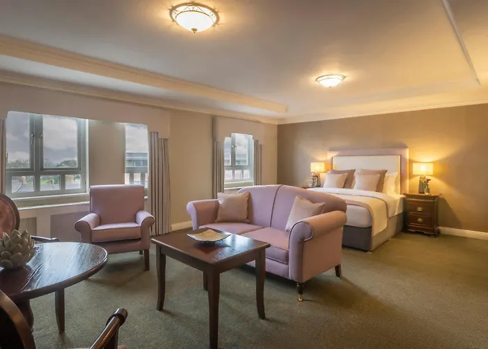 Bracken Court Hotel