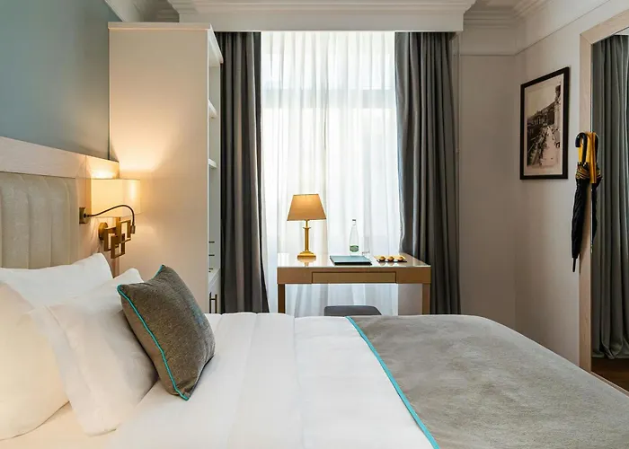 Grand Hotel Suisse Majestic, Autograph Collection