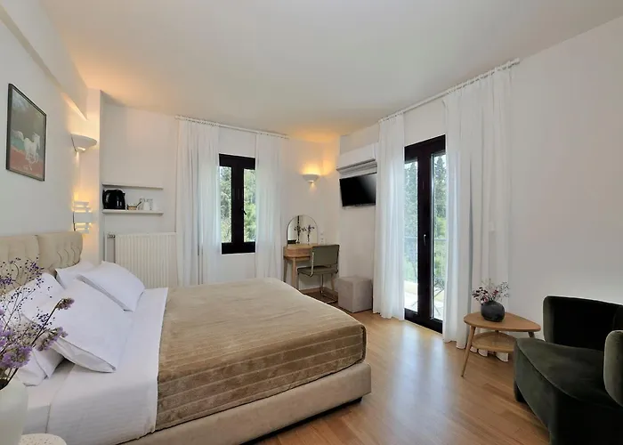 Dryades&Orion Hotel