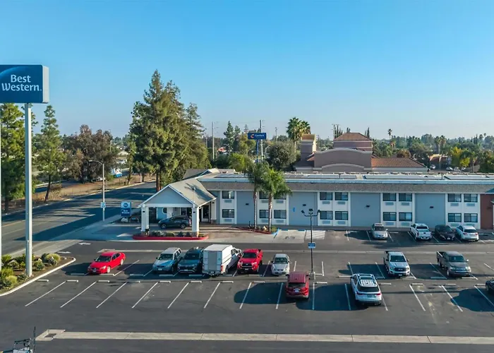 Best Western Town & Country Lodge
