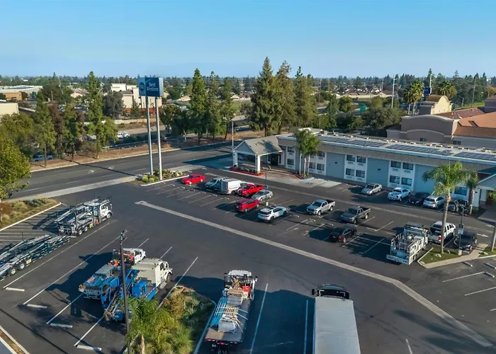 Best Western Town & Country Lodge