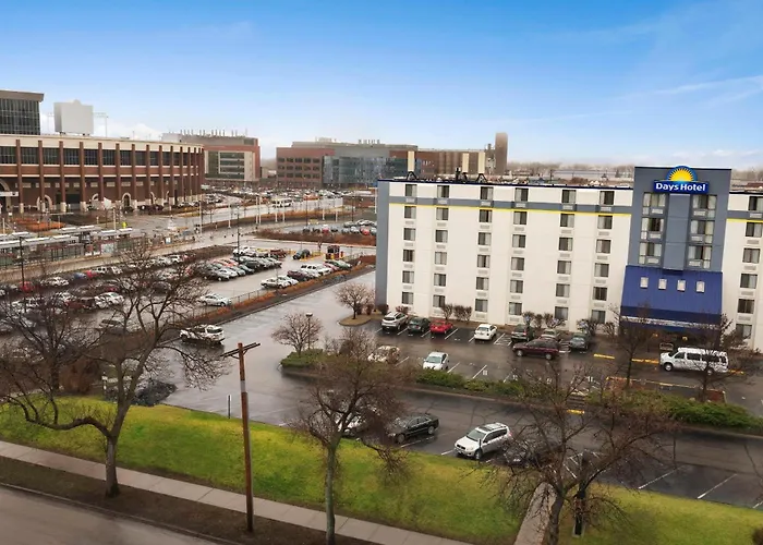 Days Hotel By Wyndham University Ave Se