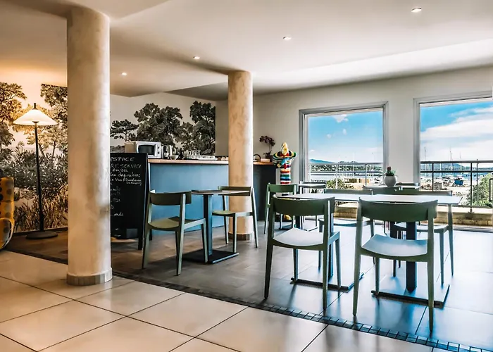 Hotel Costa Salina