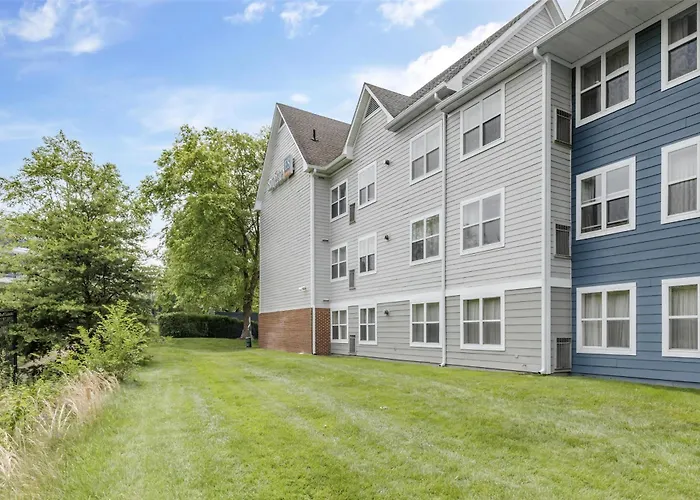 Sonesta Es Suites Fairfax Fair Lakes