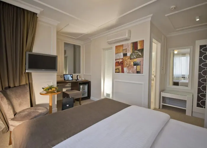 North Point Hotel