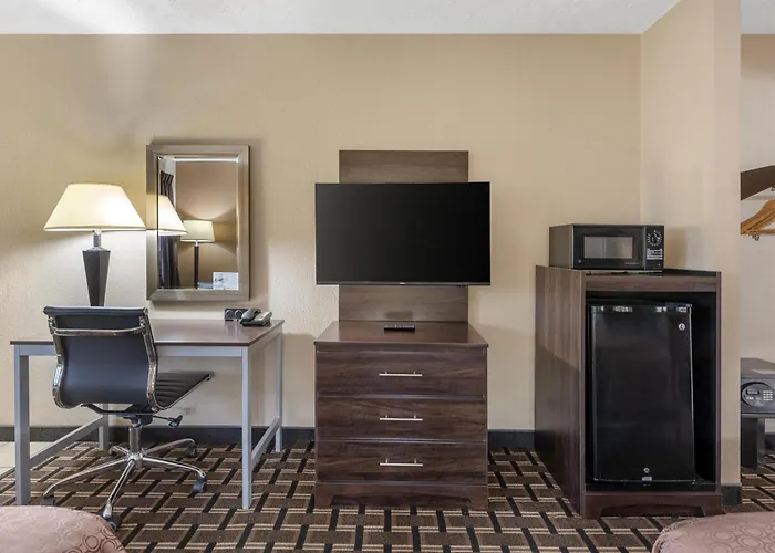 Surestay Hotel By Best Western Summersville