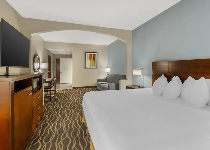 Best Western Plus Suites Greenville