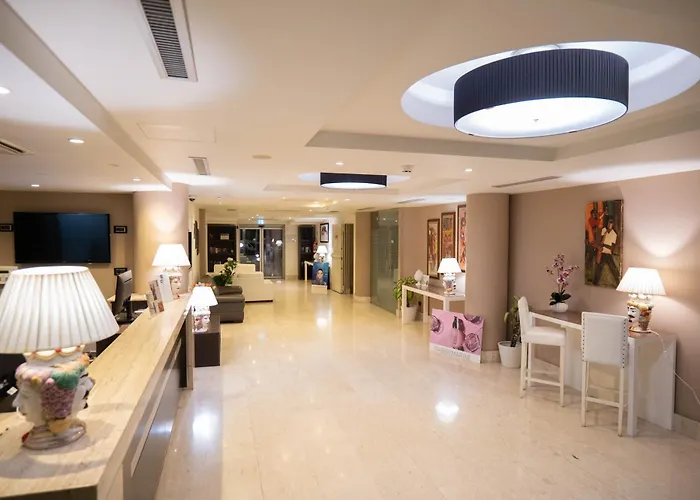 4 SPA Hotel