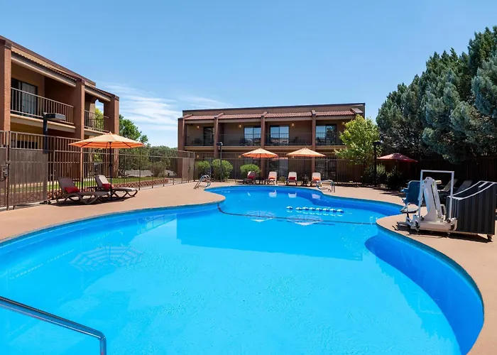 Best Western Discovery Inn