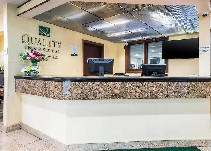 Quality Inn & Suites Lacey Olympia