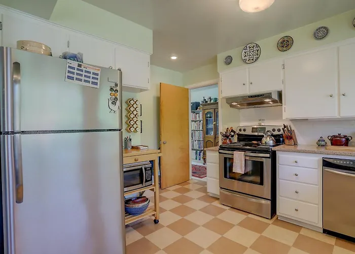 Living Color Cottage