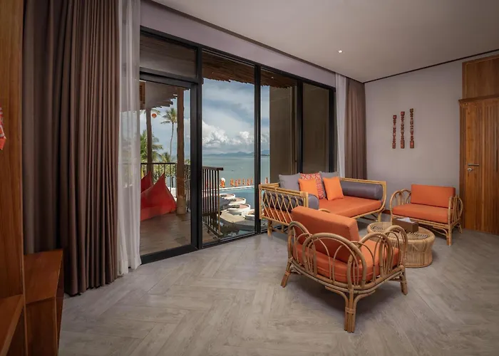 79 Beach Club And Resort Samui