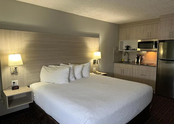 Wyndham Garden Medicine Hat Conference Center