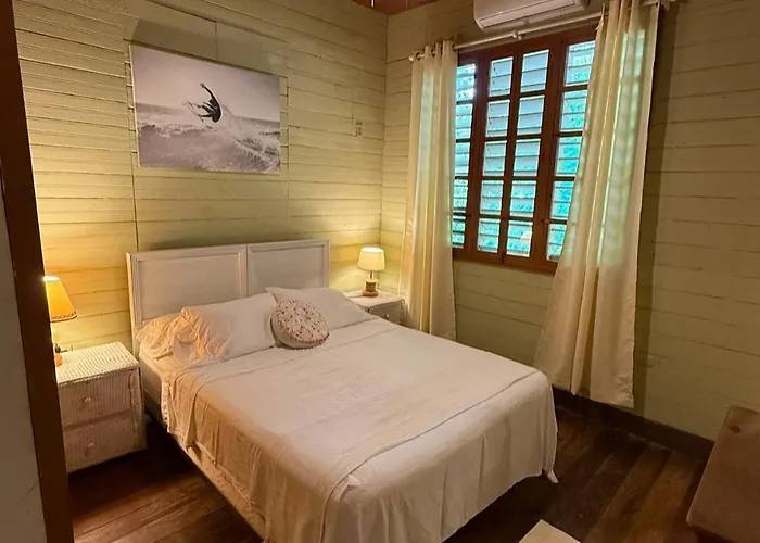 Looking Good Surf House San Juan del Sur