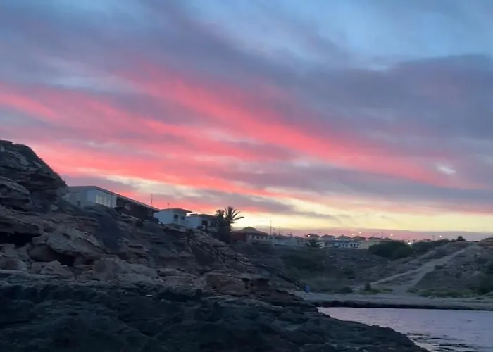 Parque Aromatico Con Dos Piscinas