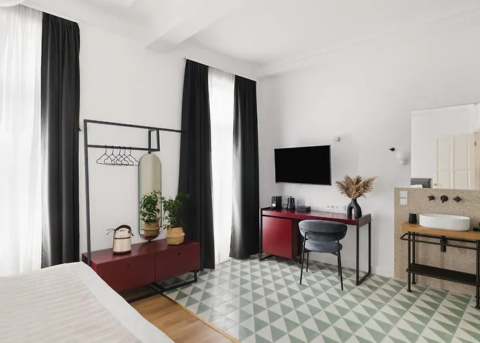 Morus Acropolis Boutique Hotel