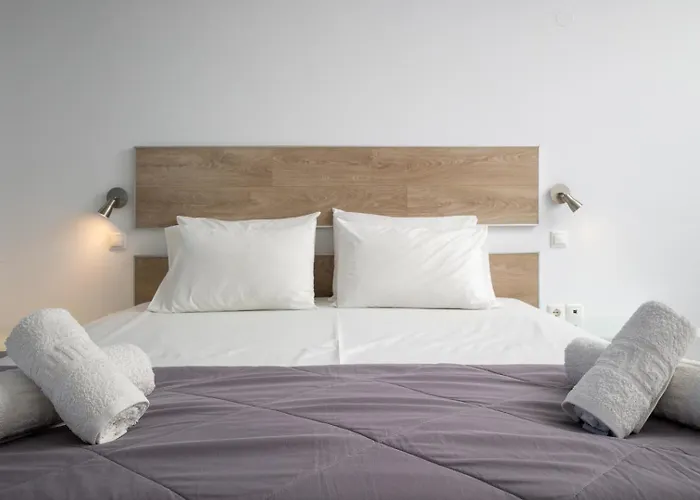 Triantafillas Suites