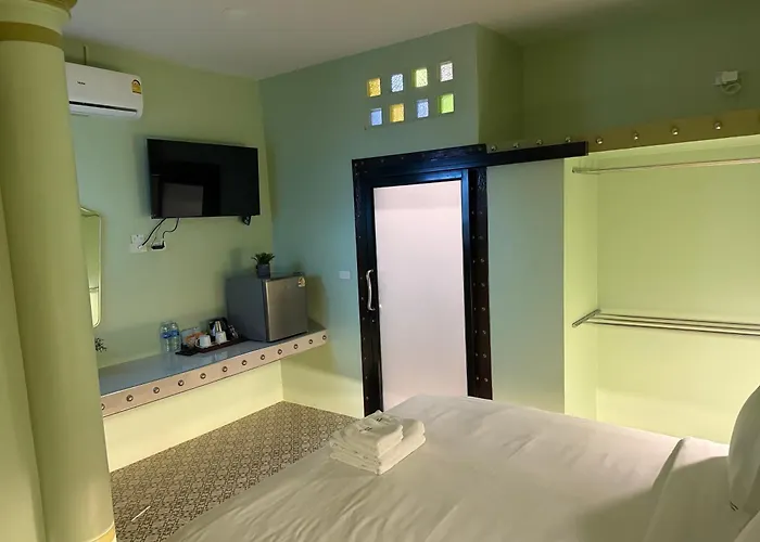Khlong Bang Phra Boutique Hotel
