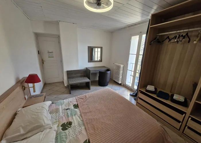 AUBERGE de SAINTE CROIX
