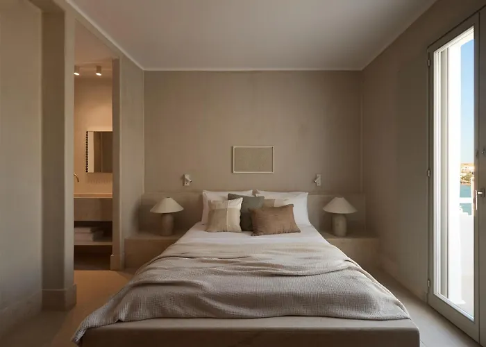 Akria Seaside Suites