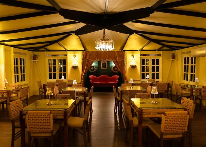 El Oasis Hotel