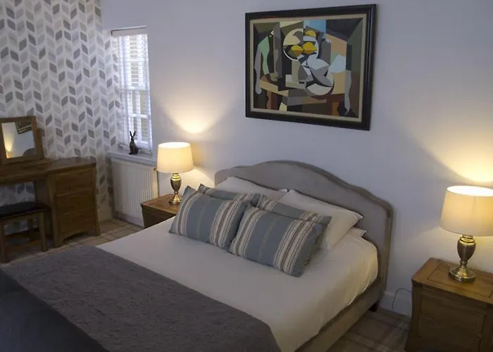 The Marine Hotel & Restaurant