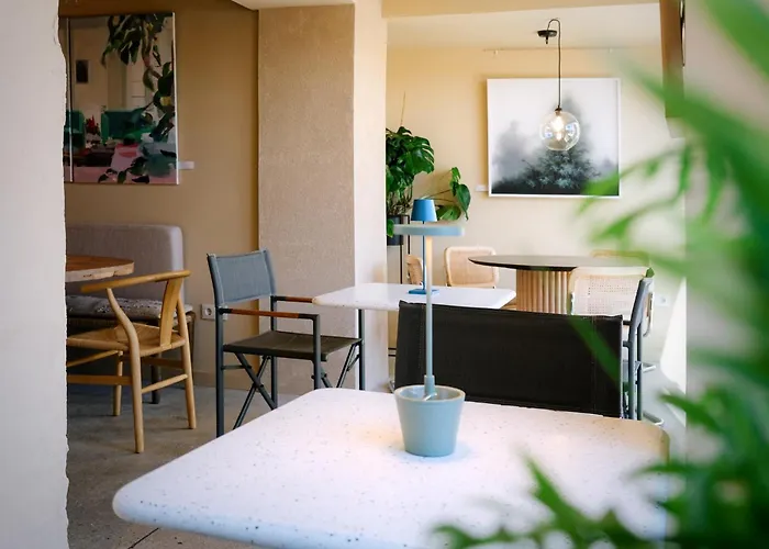 Hotel Boutique Calagneta - Art I VI