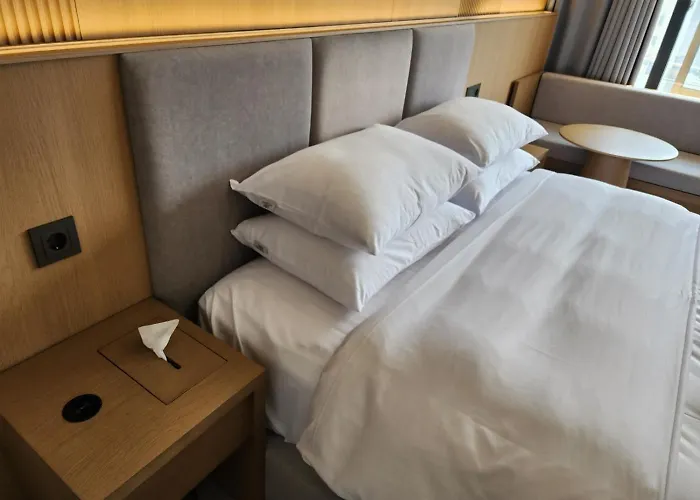 Crystal Hotel Daegu