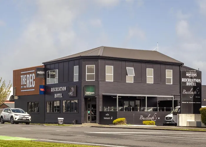 Recreation Hotel