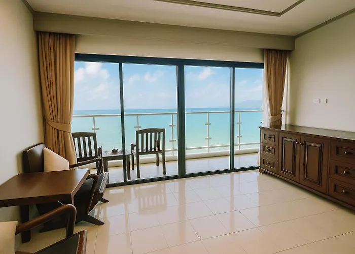 Tallest Tower Patong Beachfront 3Br Penthouse