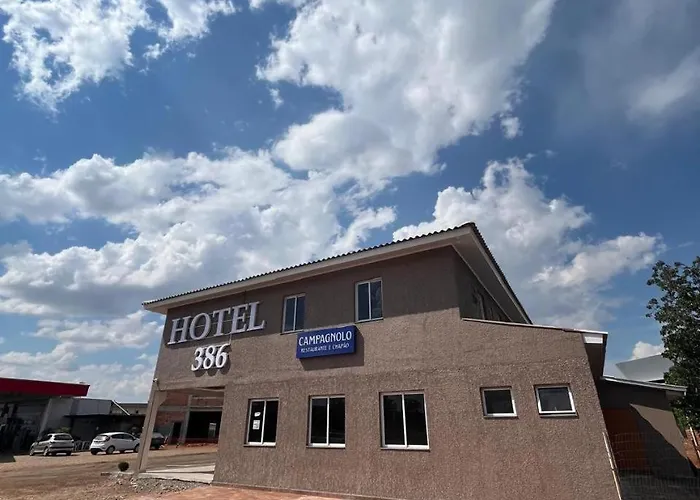 Hotel 386, lugar tranquilo e preço acessível