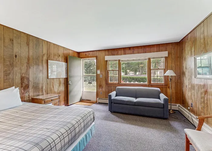 King Birch Lake Home, Unit 2