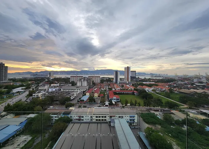 Praicon Tower Hotel Large Suite 3Br - Butterworth