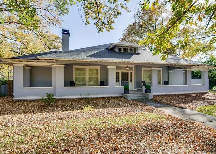 Walk To Coker University & Dtwn! Home W/ Game Room
