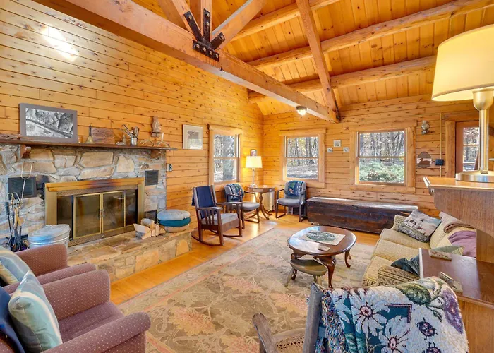 On-Site Trails, Pond! Rustic Harpers Ferry Cabin