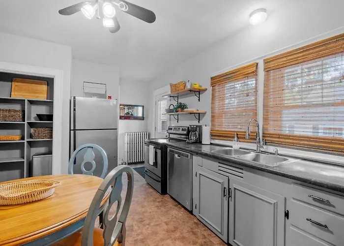 North End Single Family 4 Bed 2 Bath