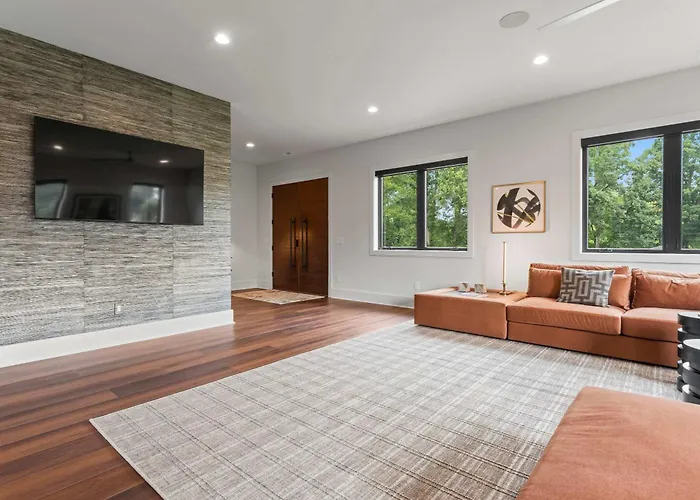 The Luxe Barn