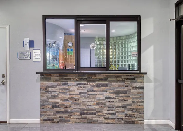 Surestay By Best Western Spring North Houston